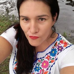 Meet your Posher, Mayra